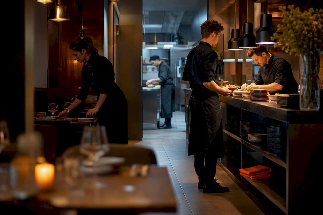 Escasez de personal en restaurantes: causas y soluciones prácticas